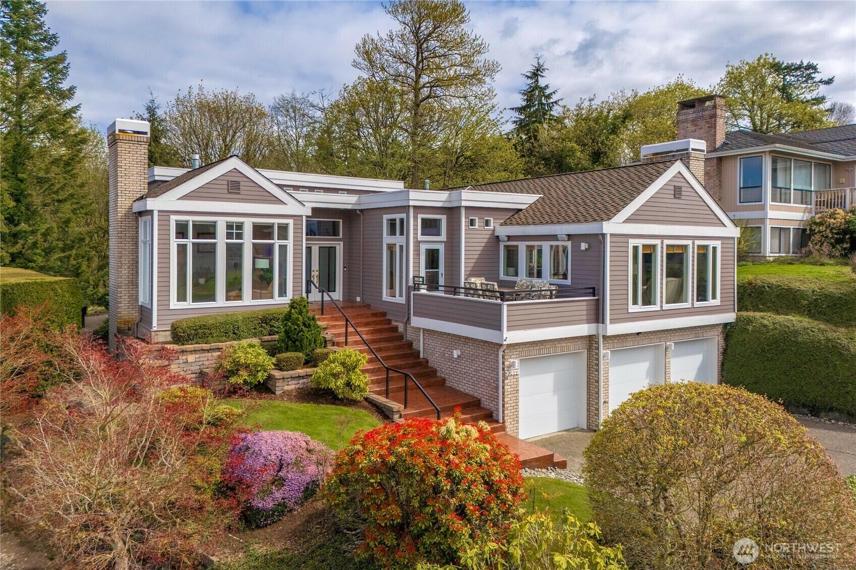 Property Photo: 30822 36th Court SW WA 98023