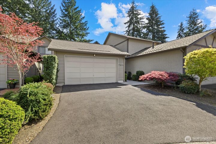 Property Photo:  16972  65th Lane NE  WA 98028 