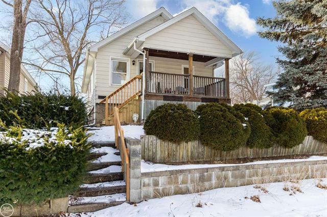 Property Photo: 2817 Wright Street MI 48060