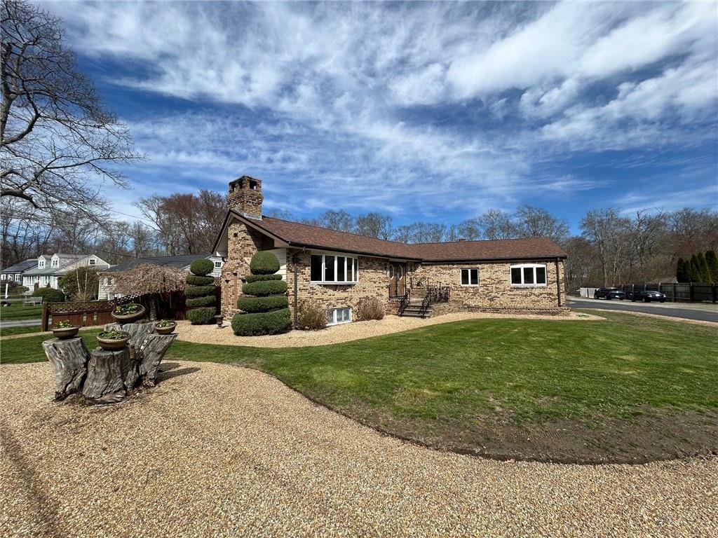 436 Crandall Road  Tiverton RI 02878 photo