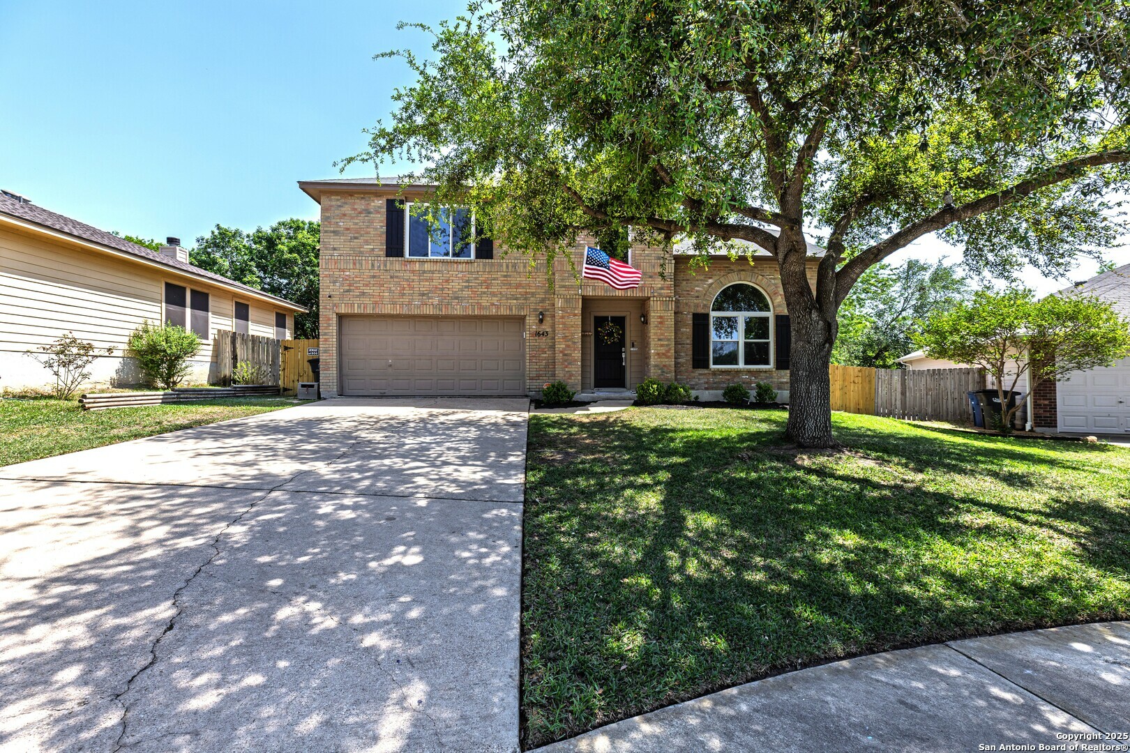 Property Photo: 1643 Sunnycrest TX 78130