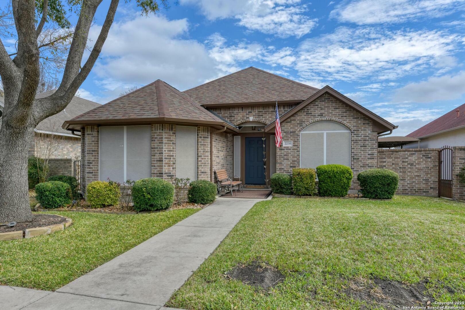 Property Photo: 2239 Kensington Way TX 78130