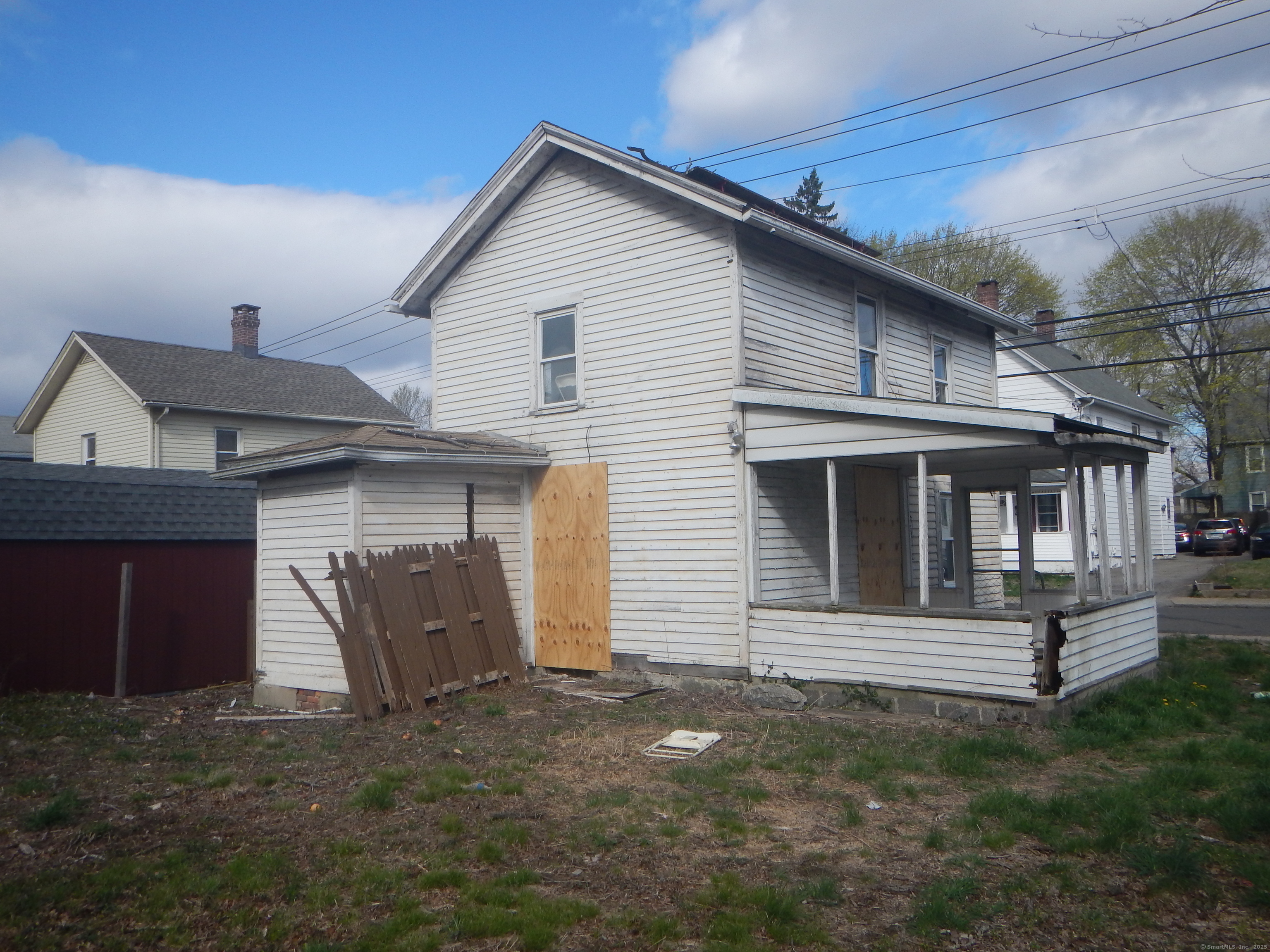 Property Photo: 196 Hawkins Street CT 06418