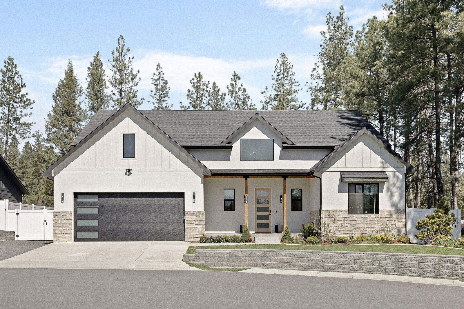 Property Photo:  3433 E Yearling Rd  WA 99003 