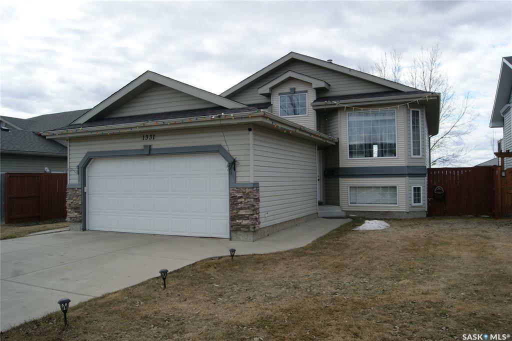 Property Photo: 1331 Hughes Drive SK S7L 7N2