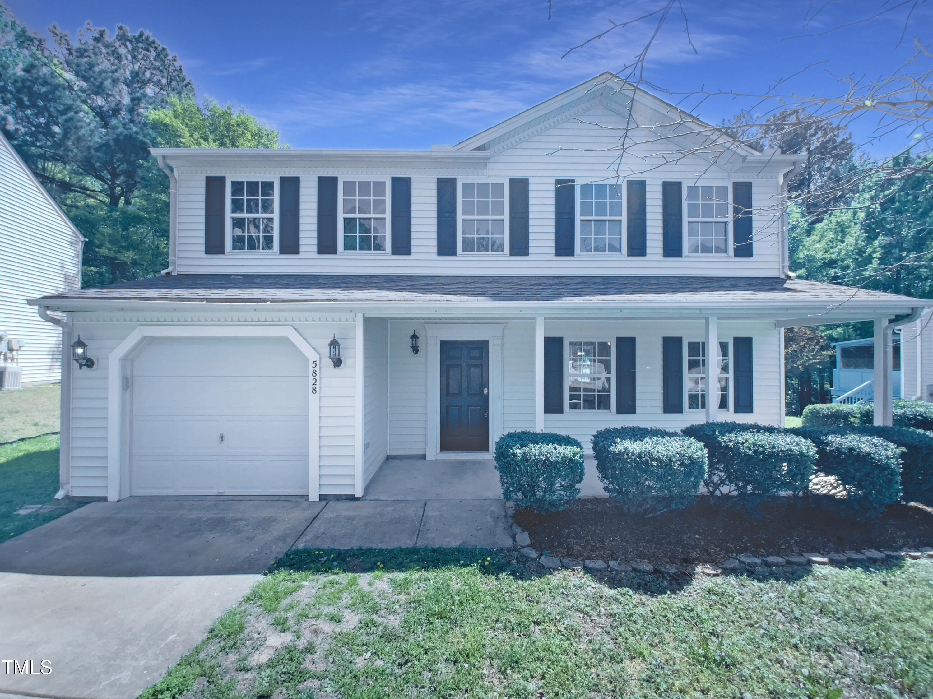 Property Photo: 5828 Brambleton Avenue NC 27610
