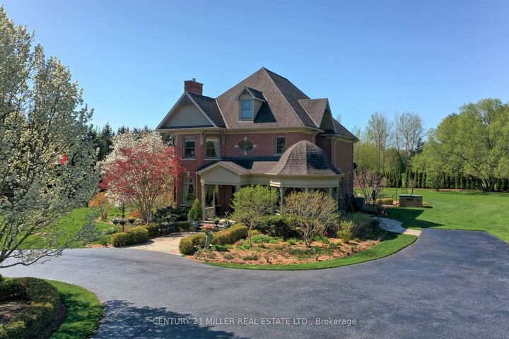 Photo de la propriété:  6416 McNiven Road  ON L7P 0K5 