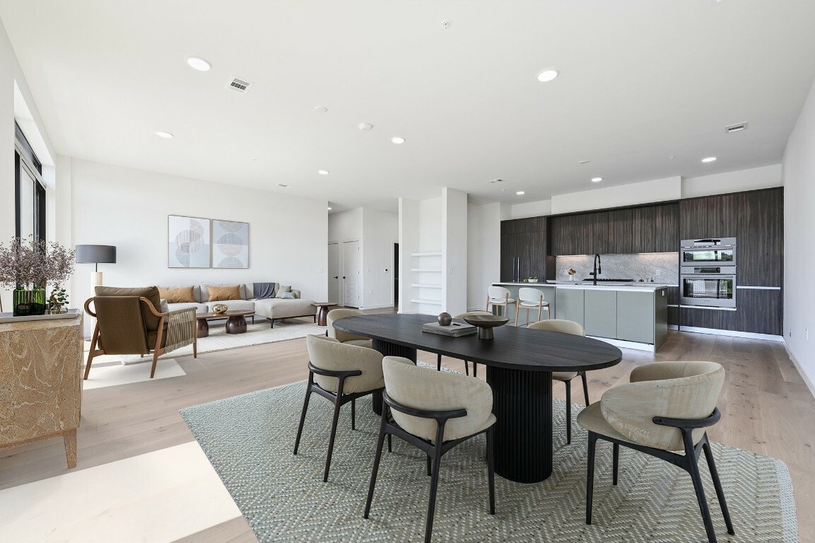 2209 S 1st Street 408  Austin TX 78704 photo