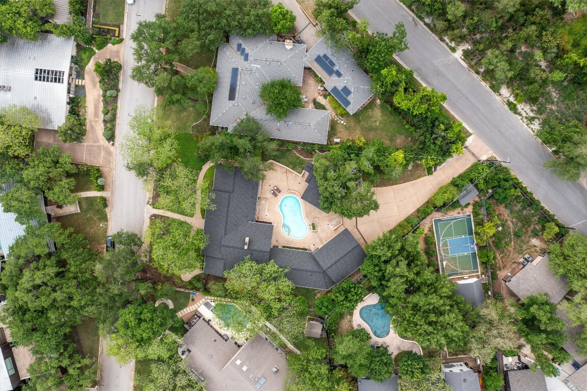 Property Photo: 4602 Laurel Canyon Drive TX 78731