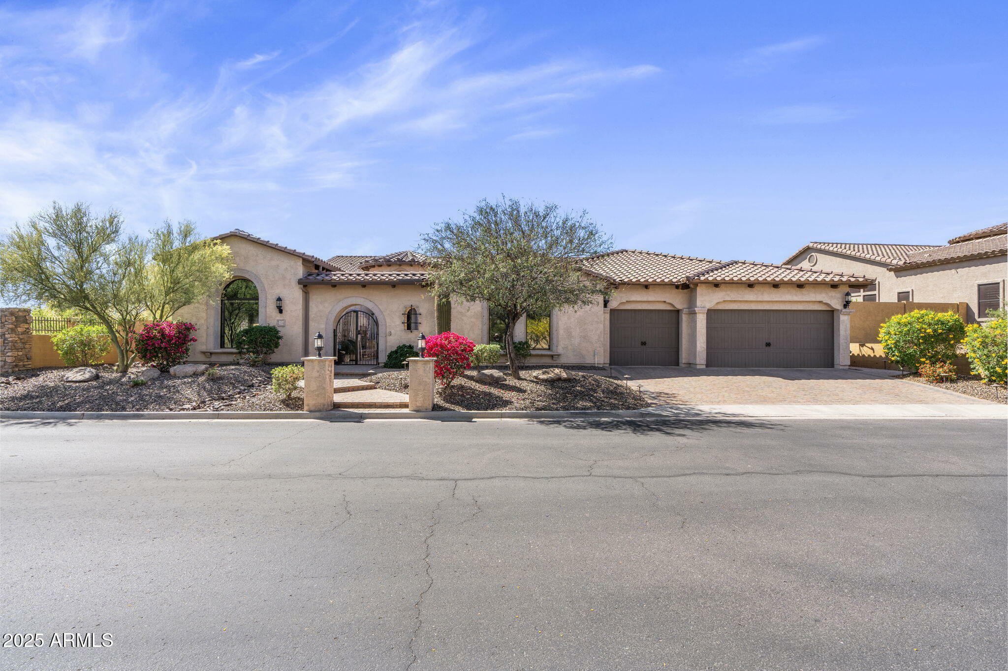 Property Photo: 2304 N Steele Circle AZ 85207
