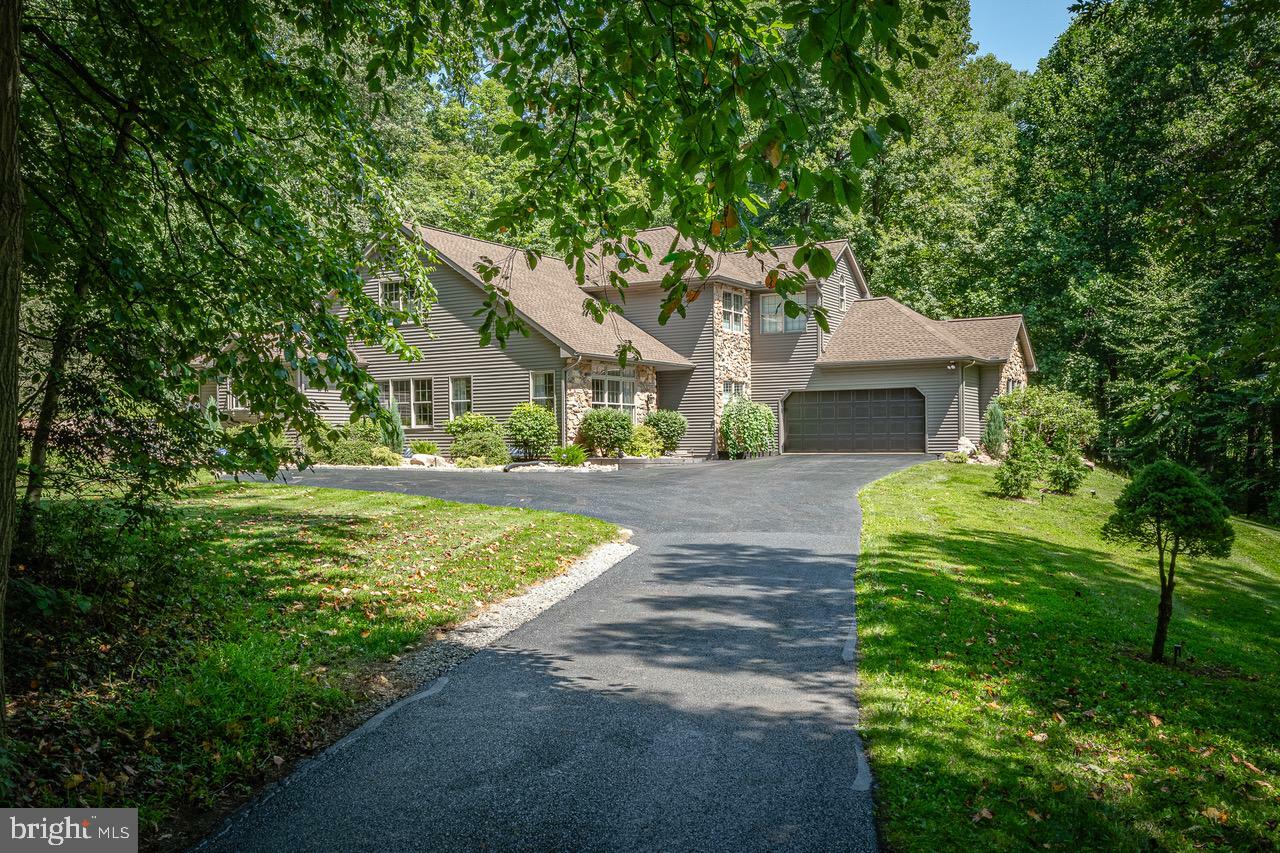 Property Photo: 1273 Ash Lane PA 17042