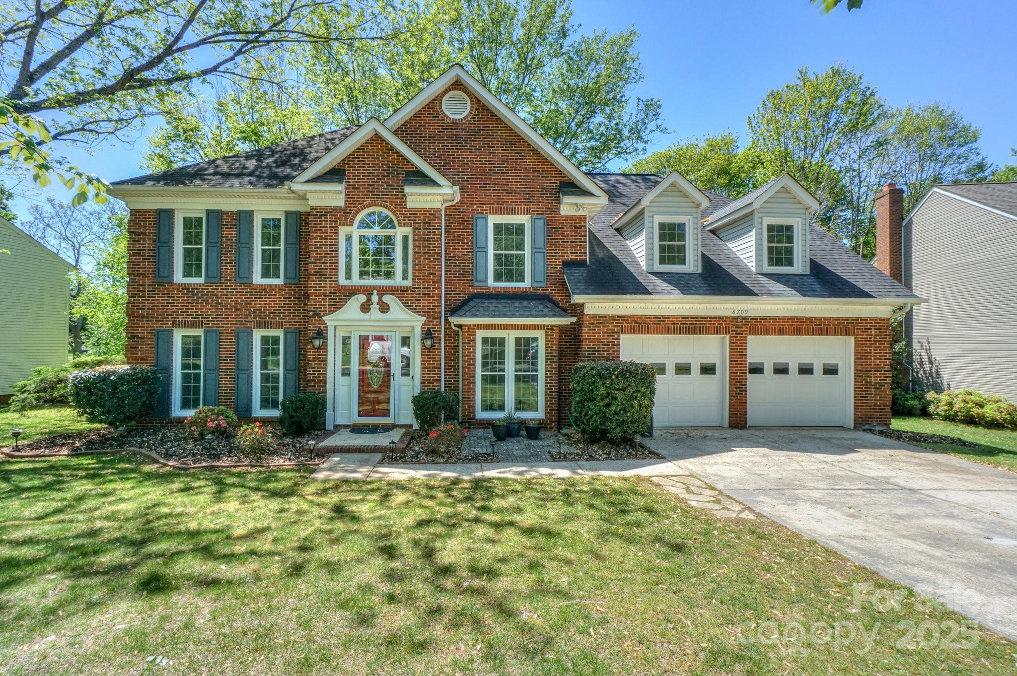 Property Photo: 8709 Stratton Farm Road NC 28078