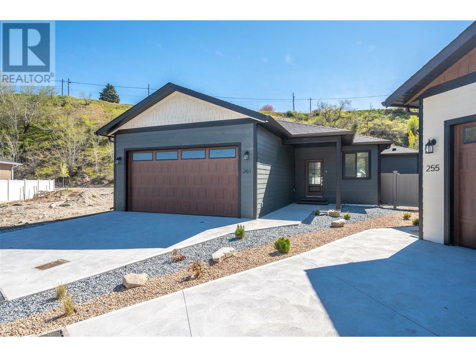 Property Photo:  261 Bentgrass Avenue  BC V0H 1T3 