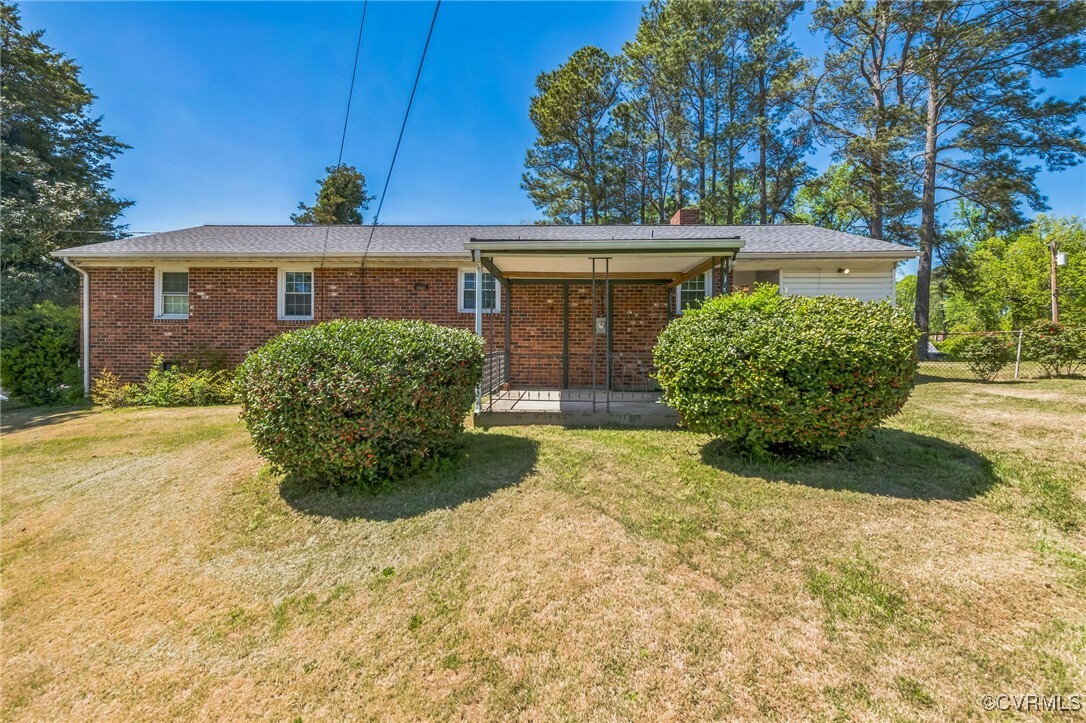Property Photo: 3141 Dulwich Drive VA 23234