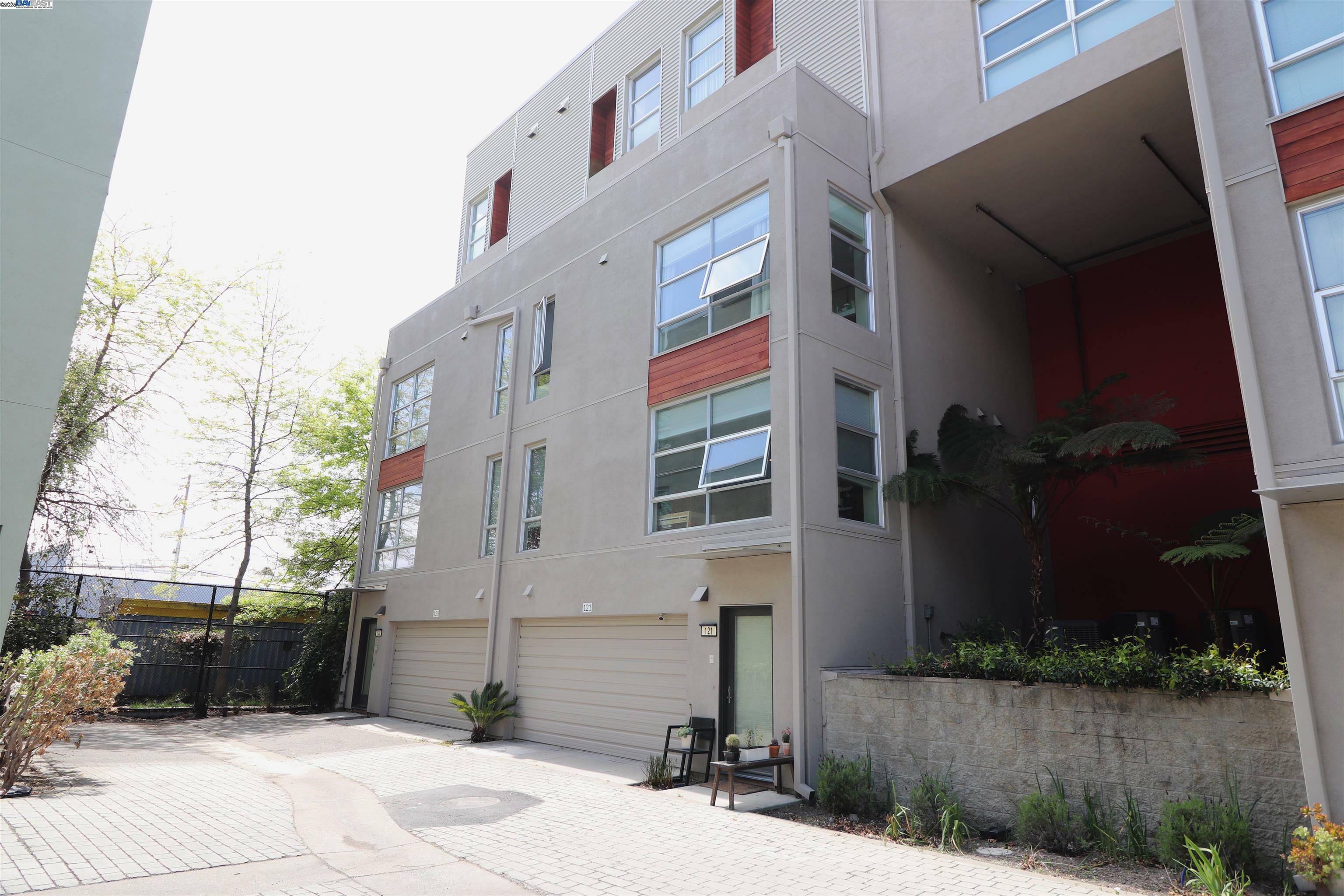 6466 Hollis St. 182  Emeryville CA 94608 photo
