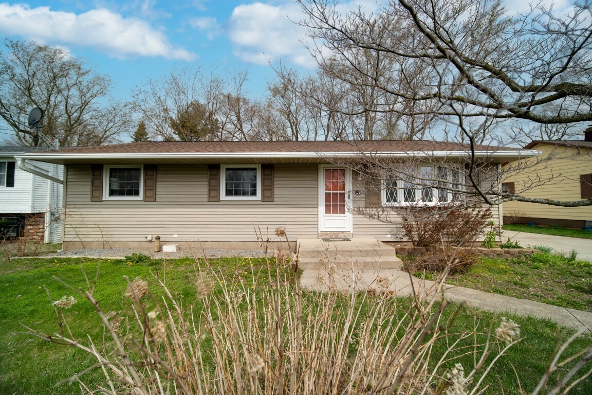 Property Photo: 2834 E 27th Street PA 16510