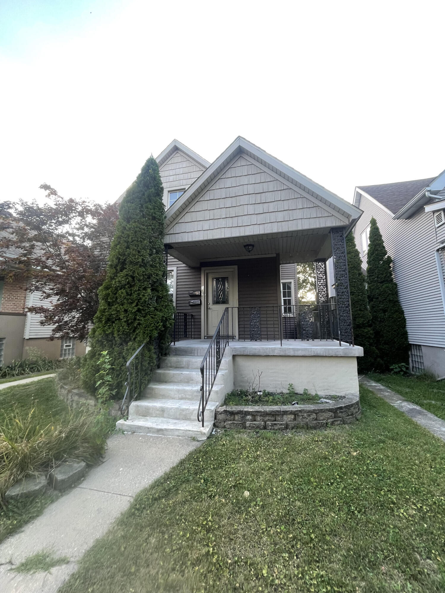 Property Photo:  1630 Cleveland Avenue  IN 46394 