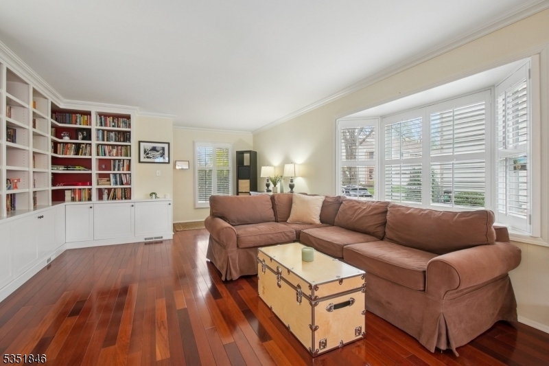 Property Photo: 28 Morris Ave 11 NJ 07901