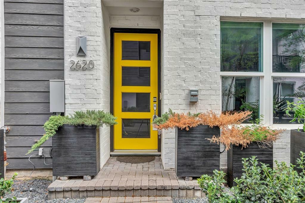 Property Photo: 2620 Rusk Street TX 77003