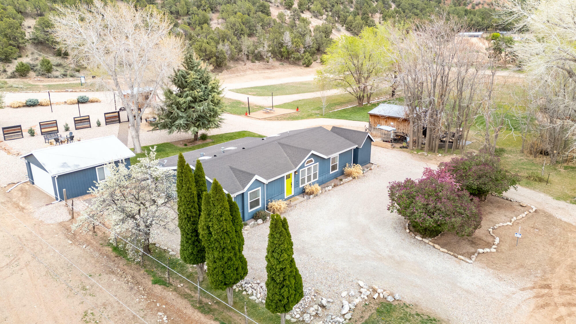 Property Photo: 76 N 300 East UT 84742