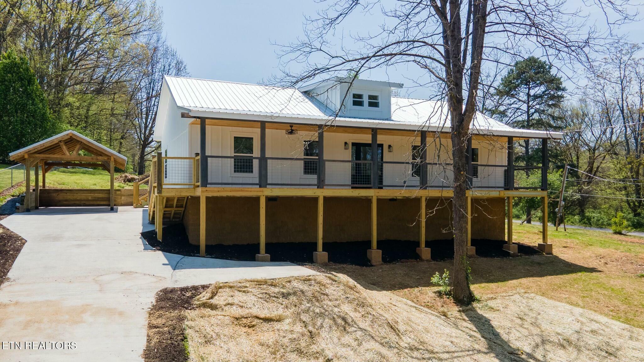 Property Photo:  1909 Pine View Drive  TN 37820 