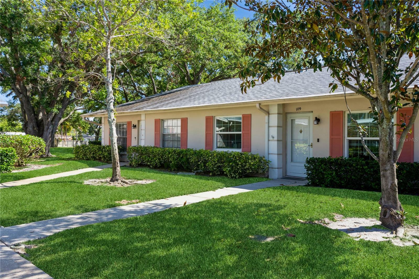 Property Photo: 1535 Nursery Road 109 FL 33756