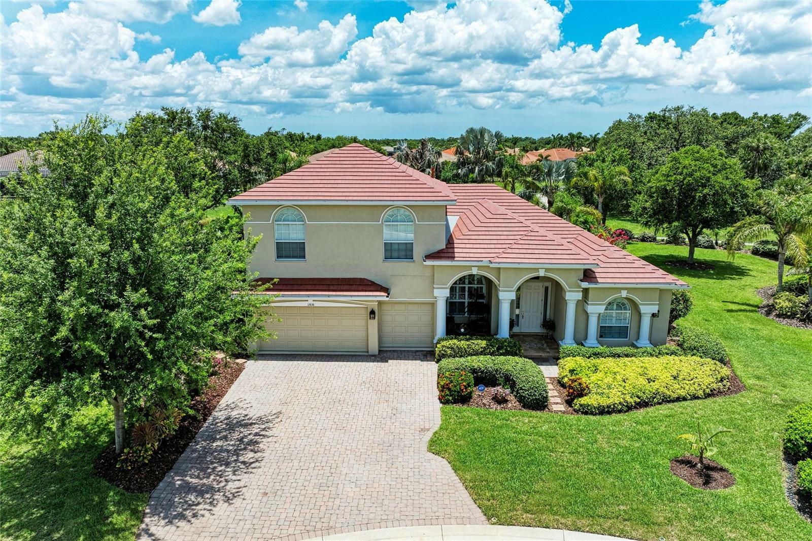 Property Photo: 12838 Daisy Place FL 34212