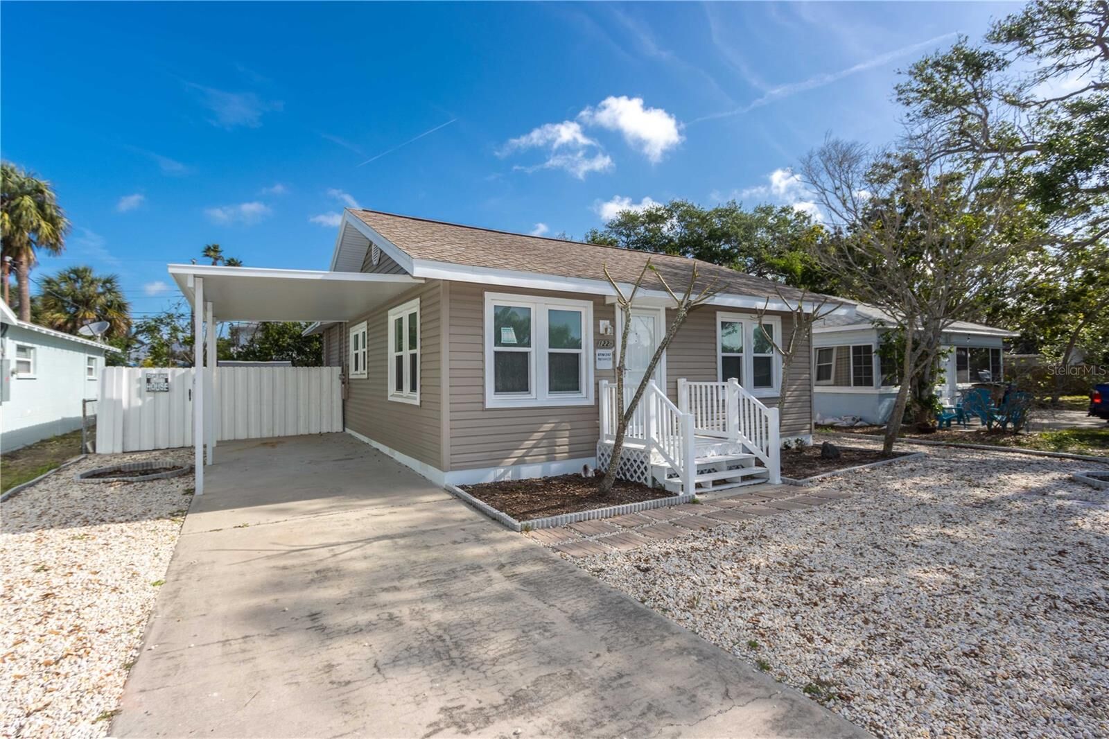 Property Photo:  122 10th Avenue  FL 33785 