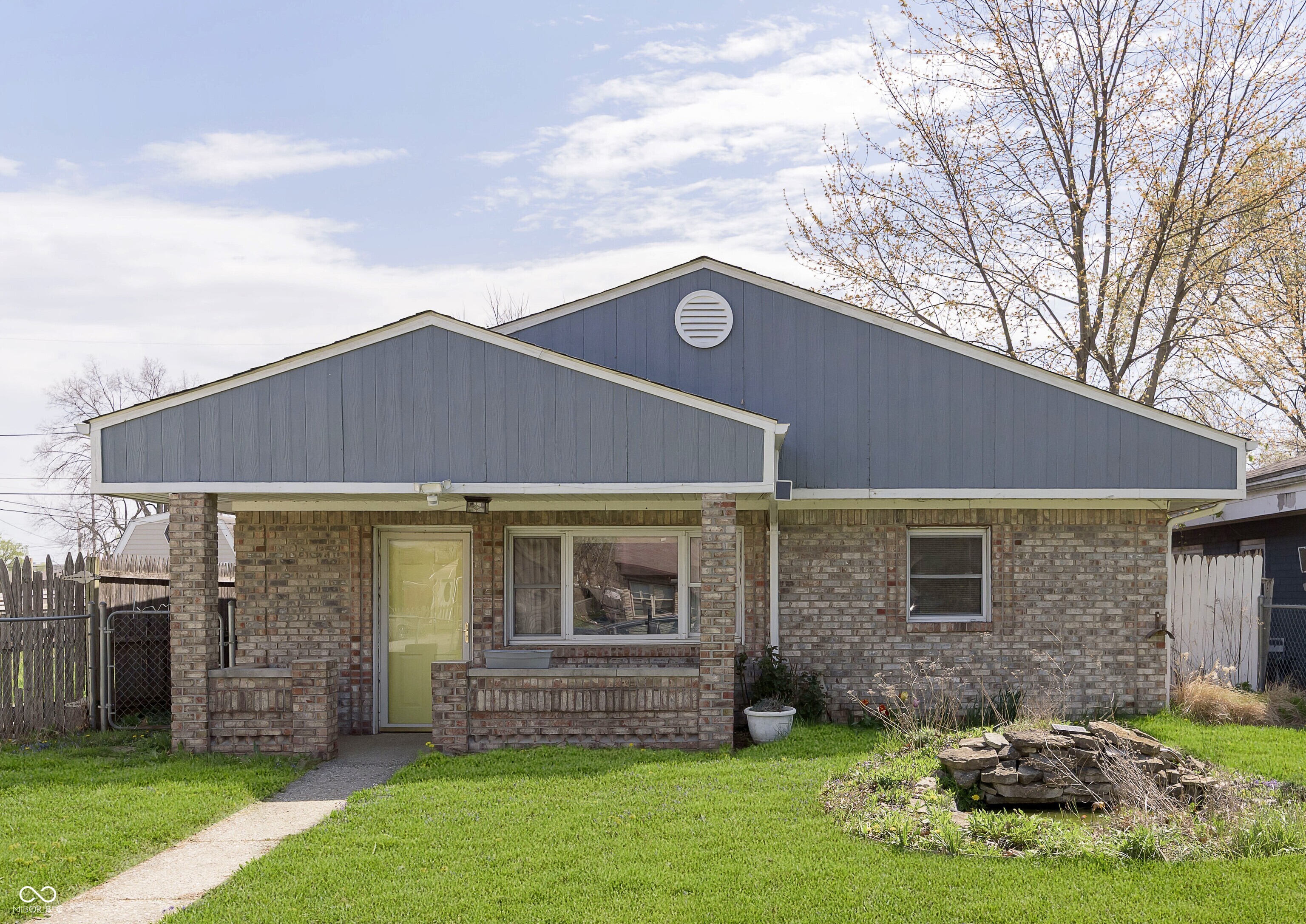 Property Photo:  2819 Mars Hill Street  IN 46241 