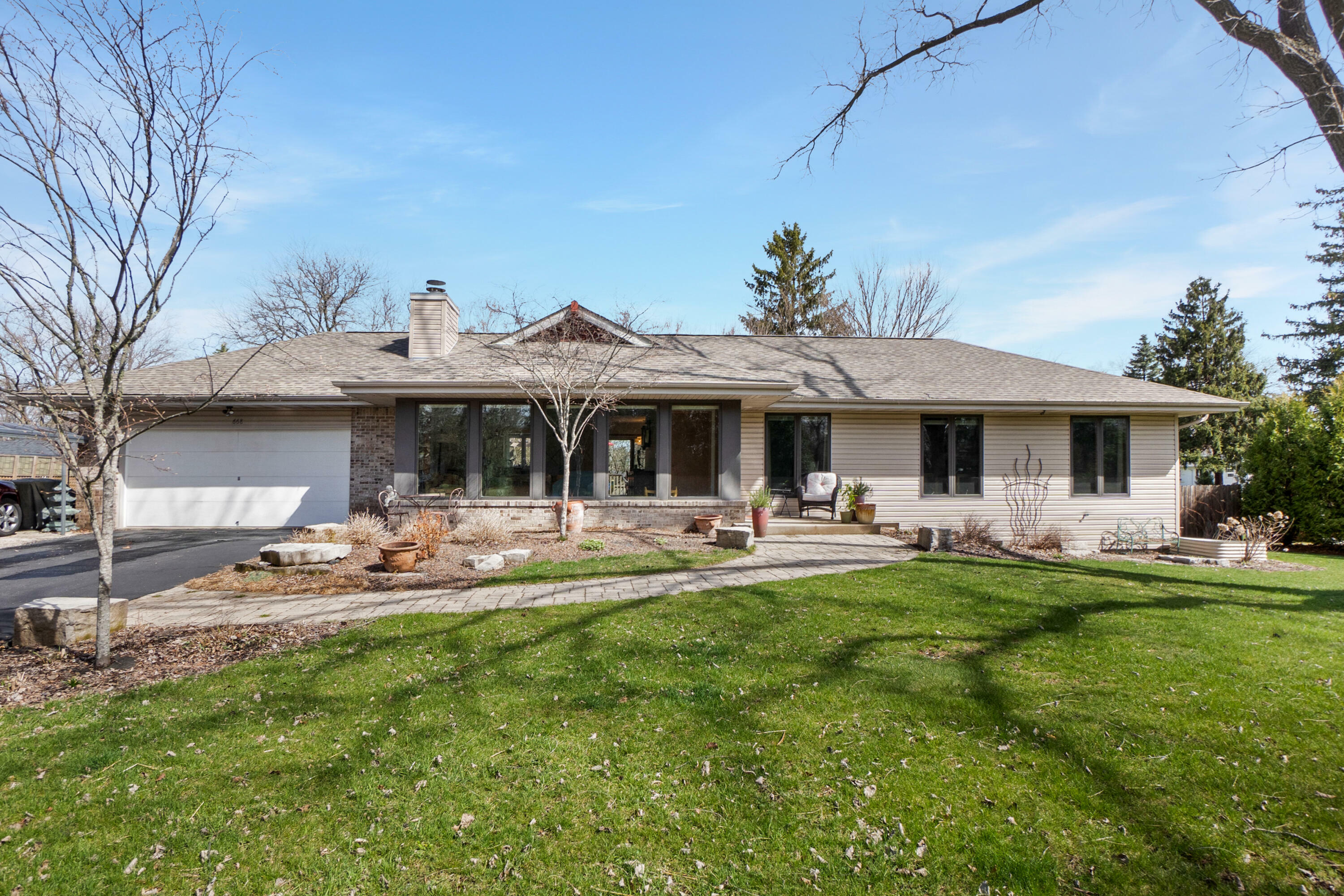 668 Poppy St  Oconomowoc WI 53066 photo