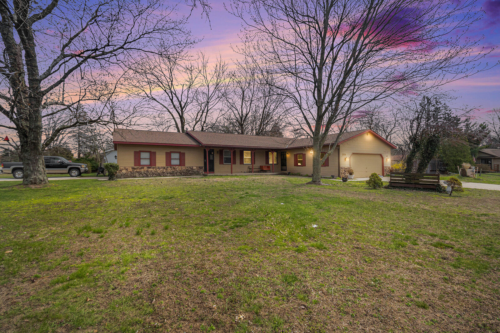 Property Photo:  324-326 Kingwood Drive  MI 49424 