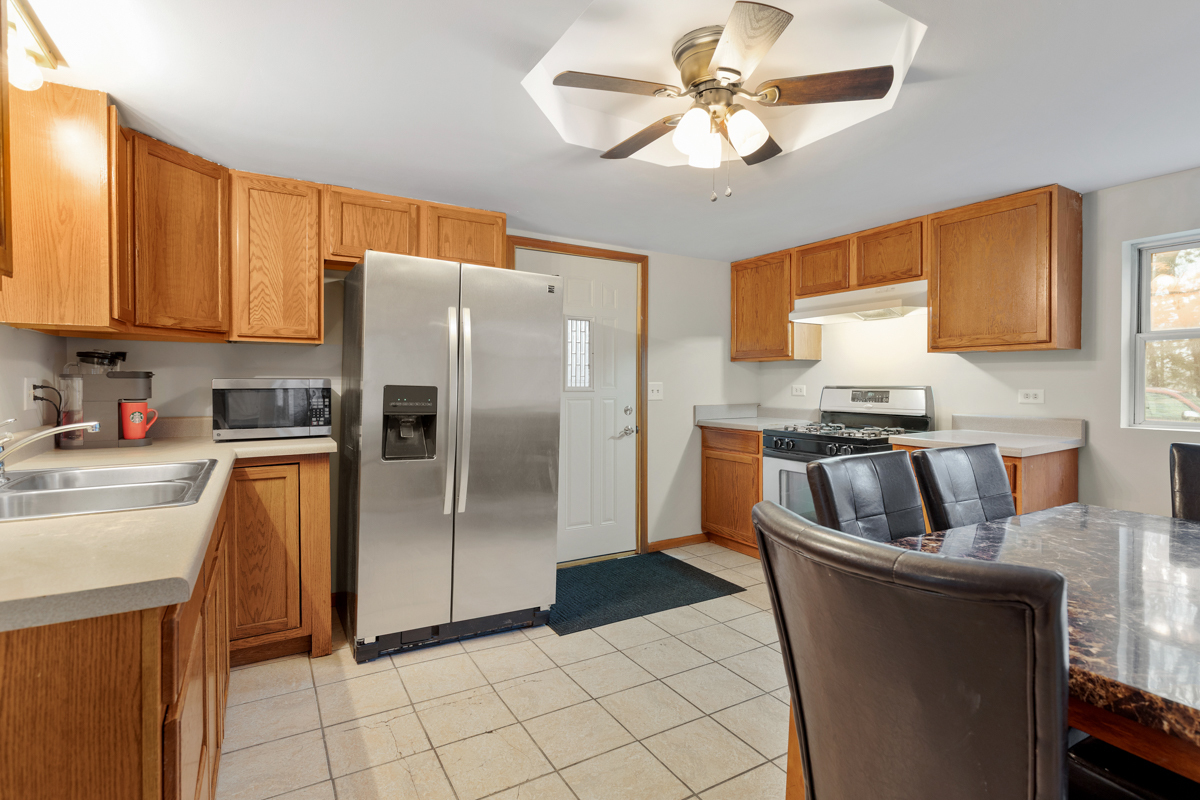 Property Photo: 216 9th Avenue IL 60145