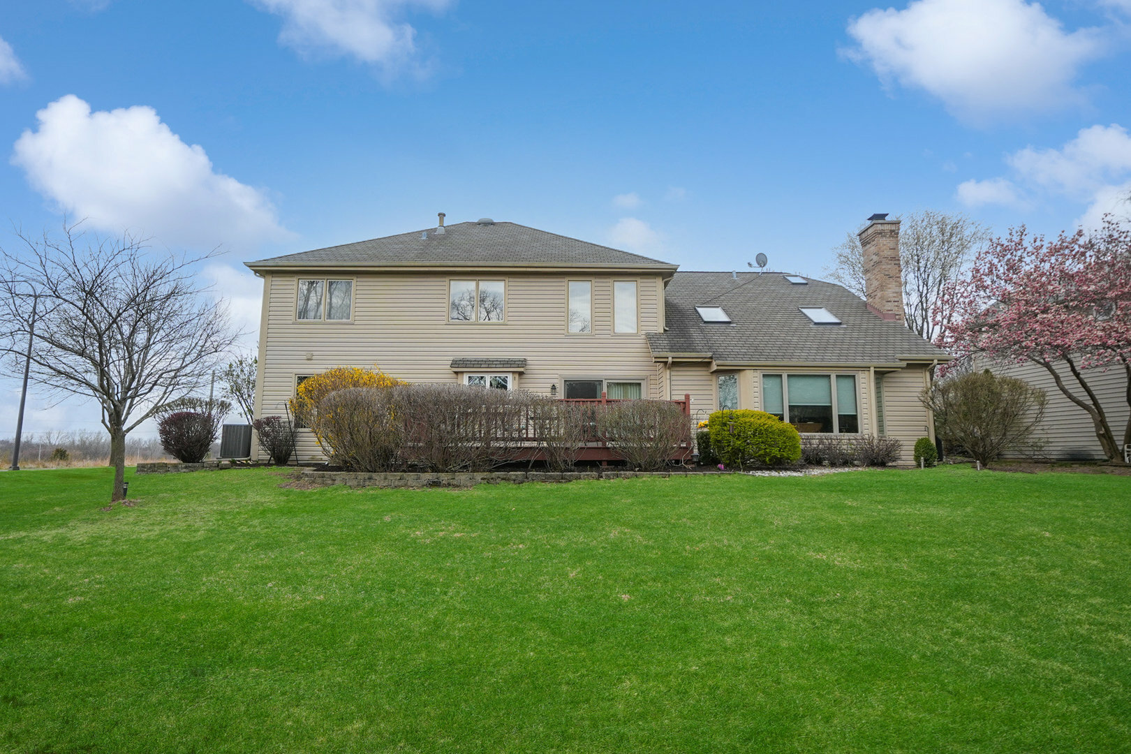 Property Photo:  2756 Fox River Lane  IL 60565 