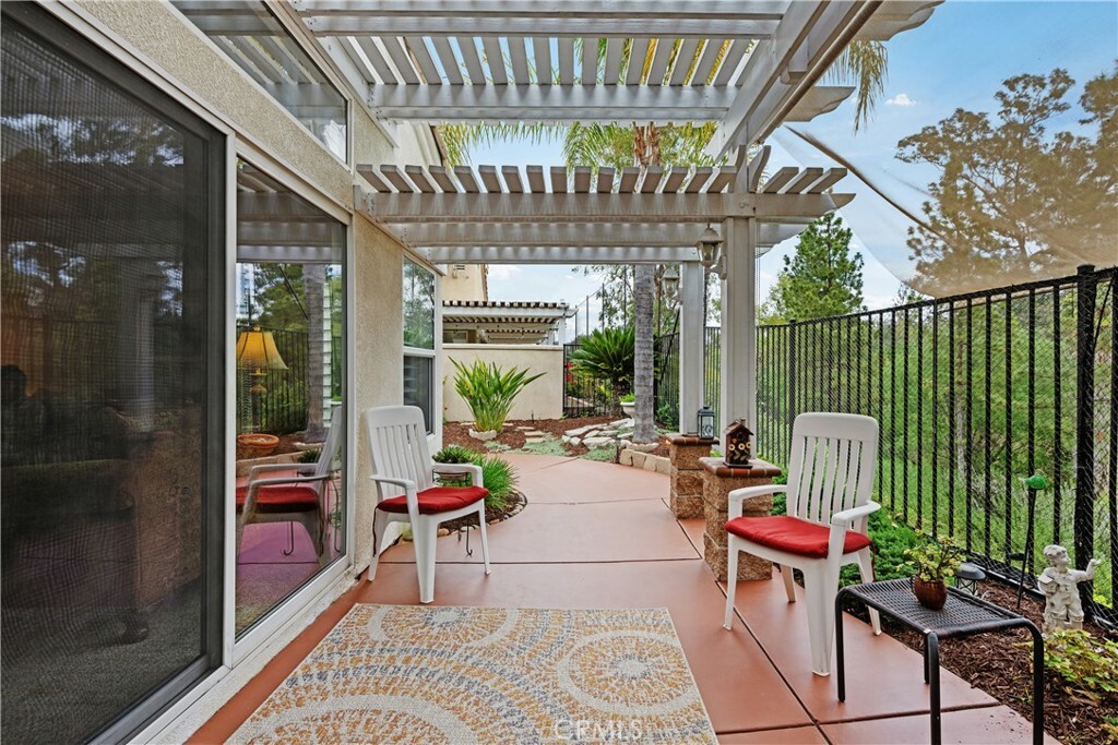 Property Photo: 40310 Via Tonada CA 92562