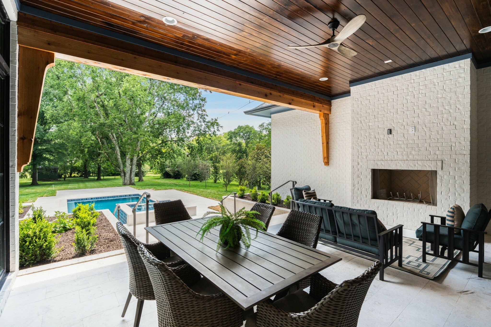 Property Photo: 2811 Tyne Blvd TN 37215