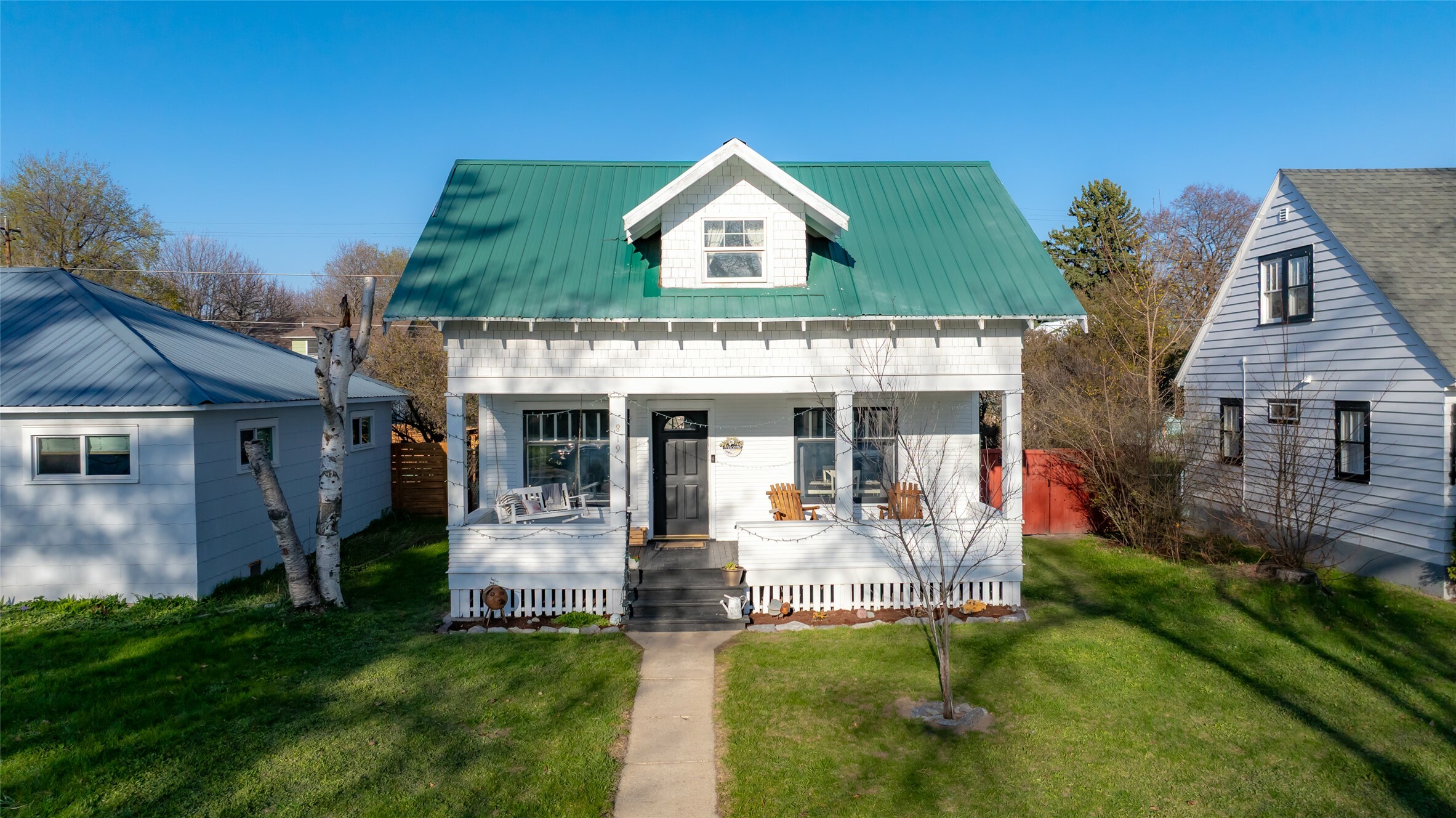 Property Photo: 819 3rd Avenue W MT 59901
