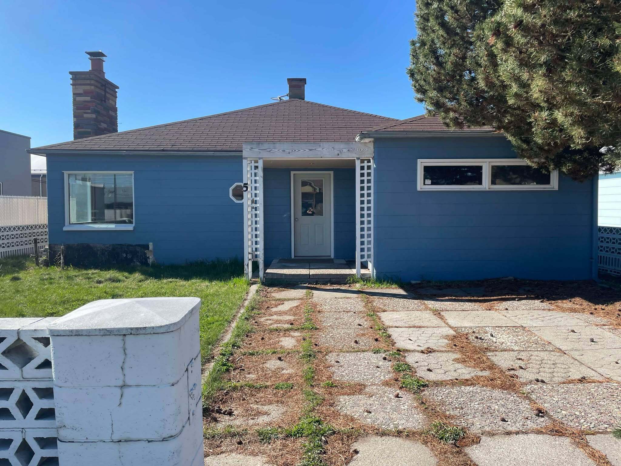 5 7th Avenue W  Polson MT 59860 photo