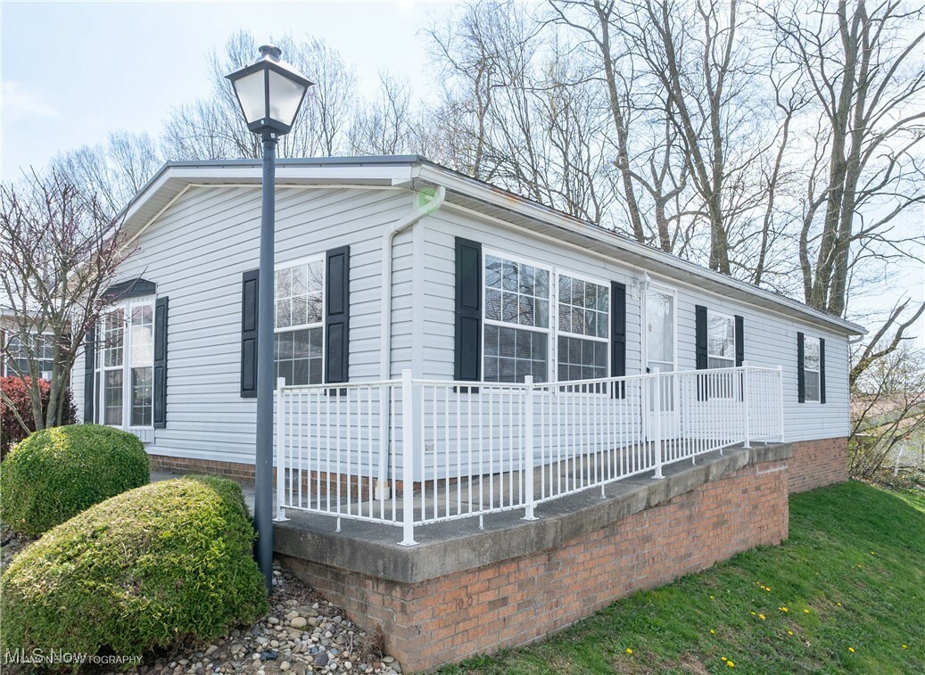 Property Photo: 1264 S Lincoln Avenue A OH 44460