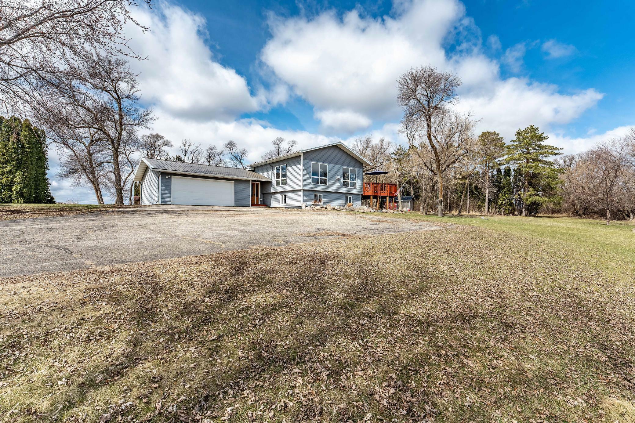 918 W Division Street  Elbow Lake MN 56531 photo
