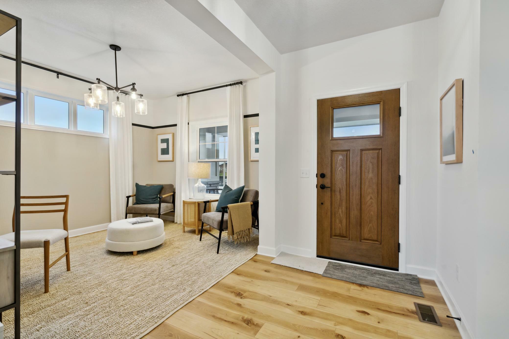 Property Photo: 14423 Kingsview Lane N MN 55327