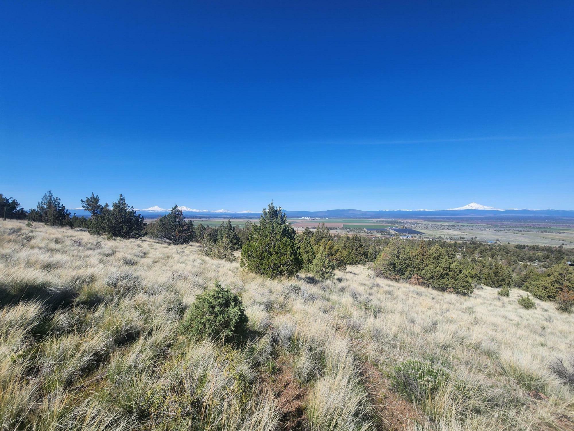 Property Photo: 2000 SW Mintken Lane OR 97734