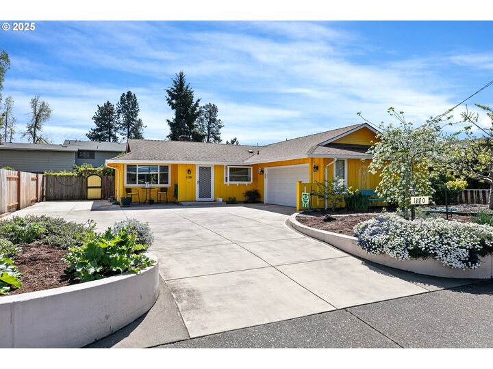 Property Photo:  1170 Cal Young Rd  OR 97401 