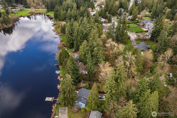 Property Photo: 13625 E Lake Kathleen Drive SE WA 98059