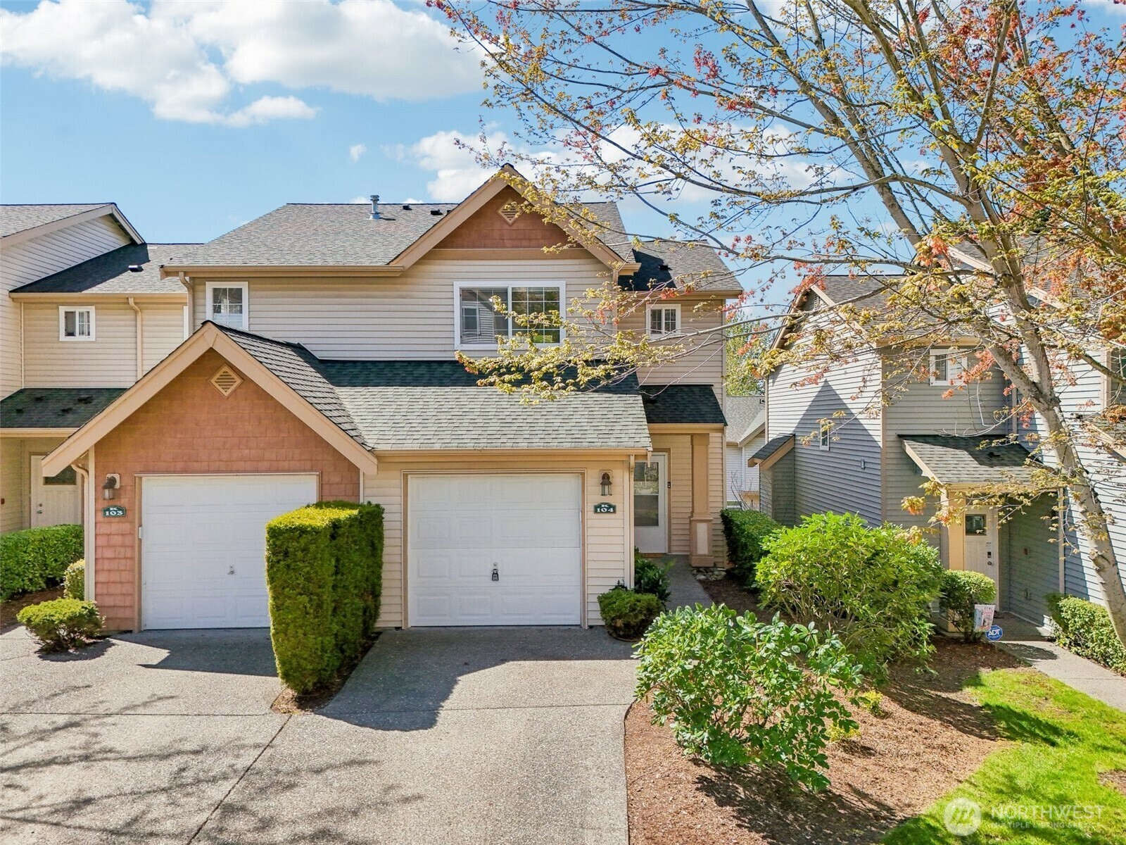 Property Photo:  4761  Whitworth Place S K104  WA 98055 