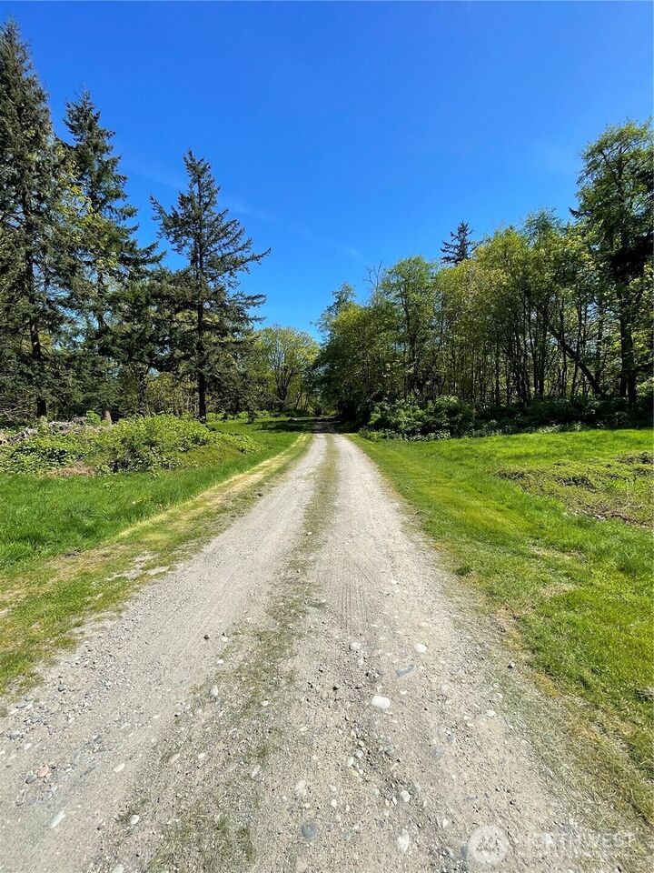 Property Photo:  81 F  Beach Way  WA 98206 