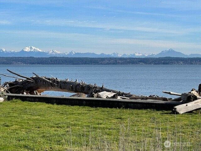 Property Photo:  212  Driftwood Shores Road  WA 98282 