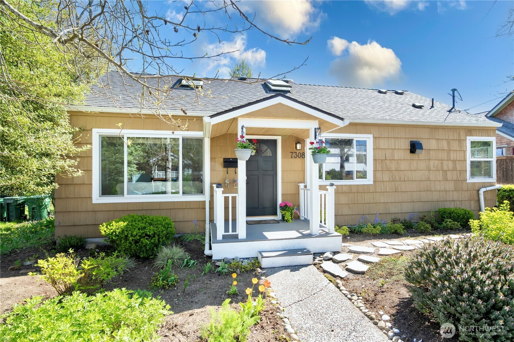 7308  24th Avenue NE  Seattle WA 98115 photo
