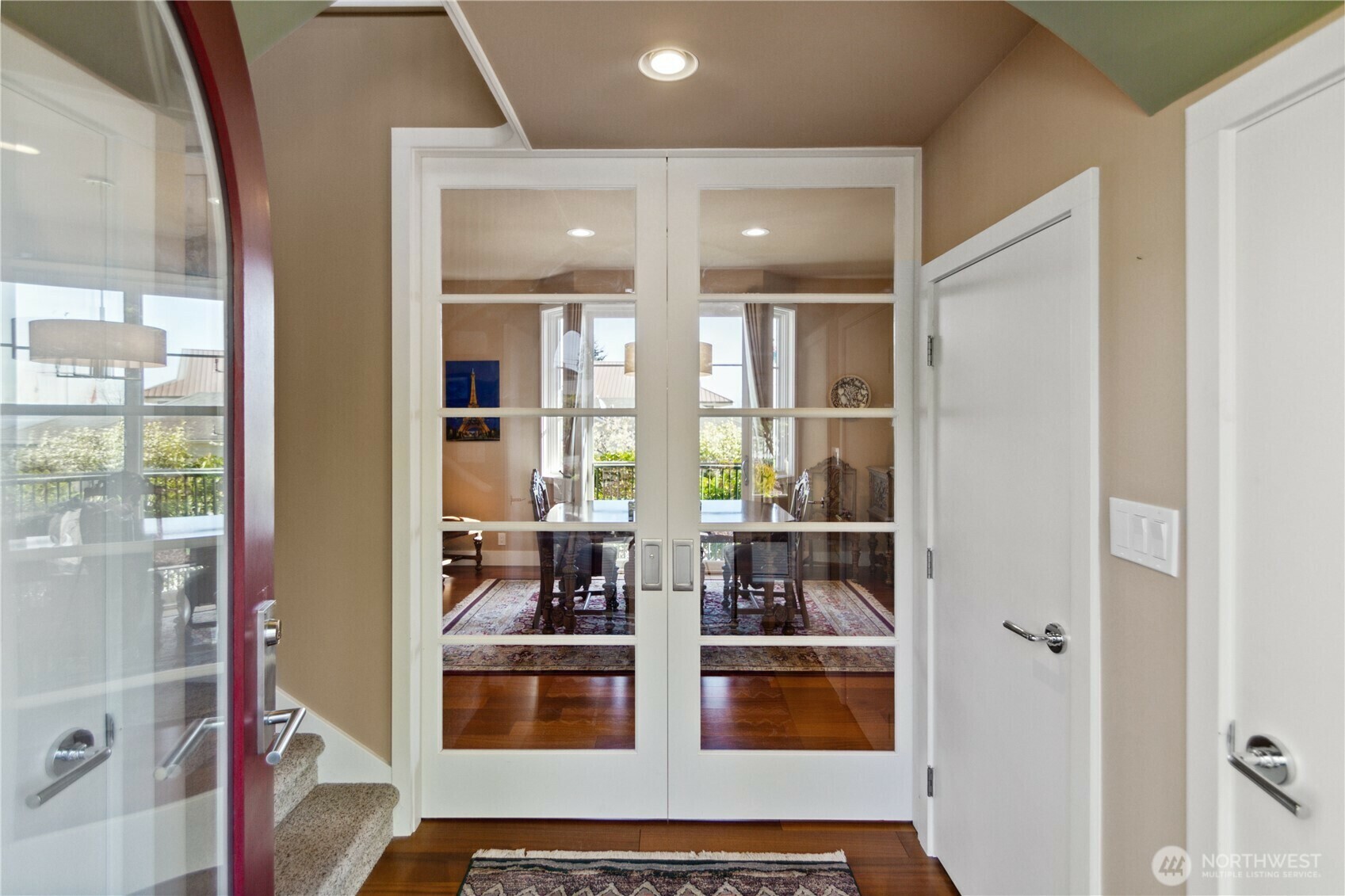 Property Photo:  504  Foster Street  WA 98368 