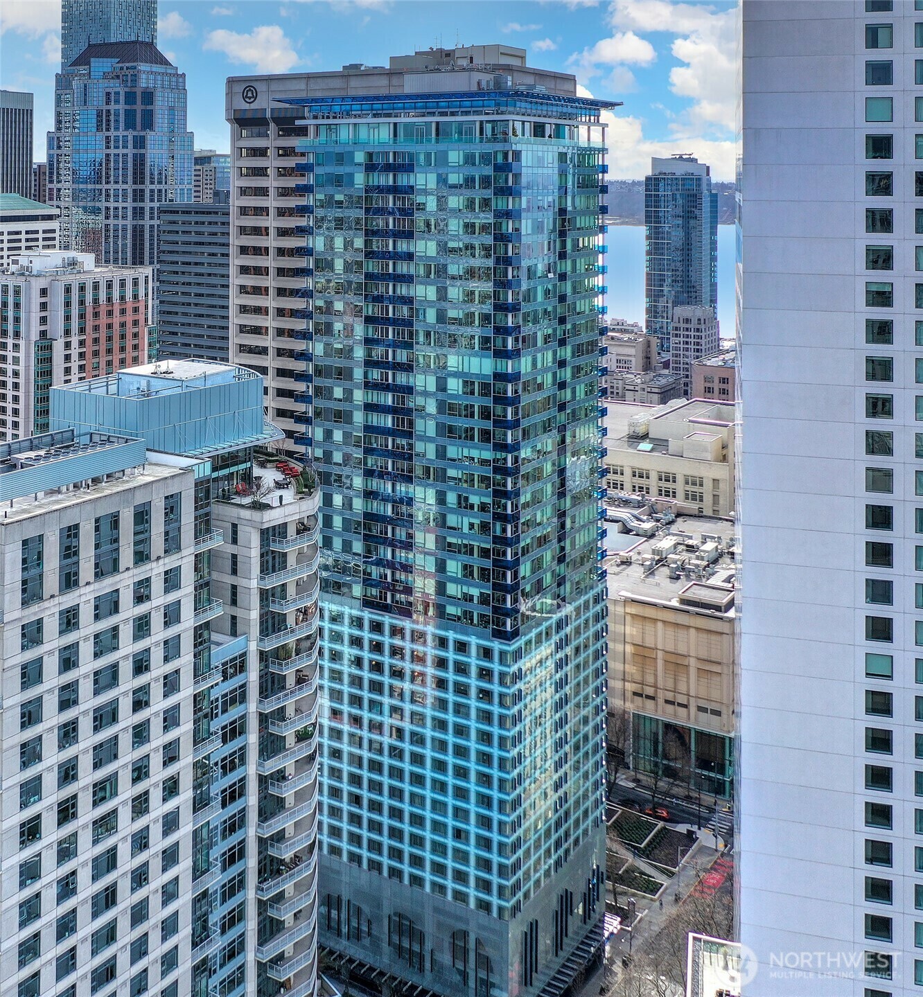 Property Photo: 737 Olive Way 1903 WA 98101