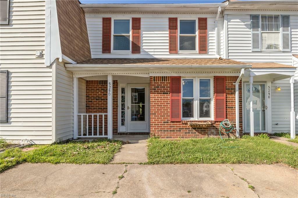 Property Photo:  5250 Settlers Park Dr  VA 23464 